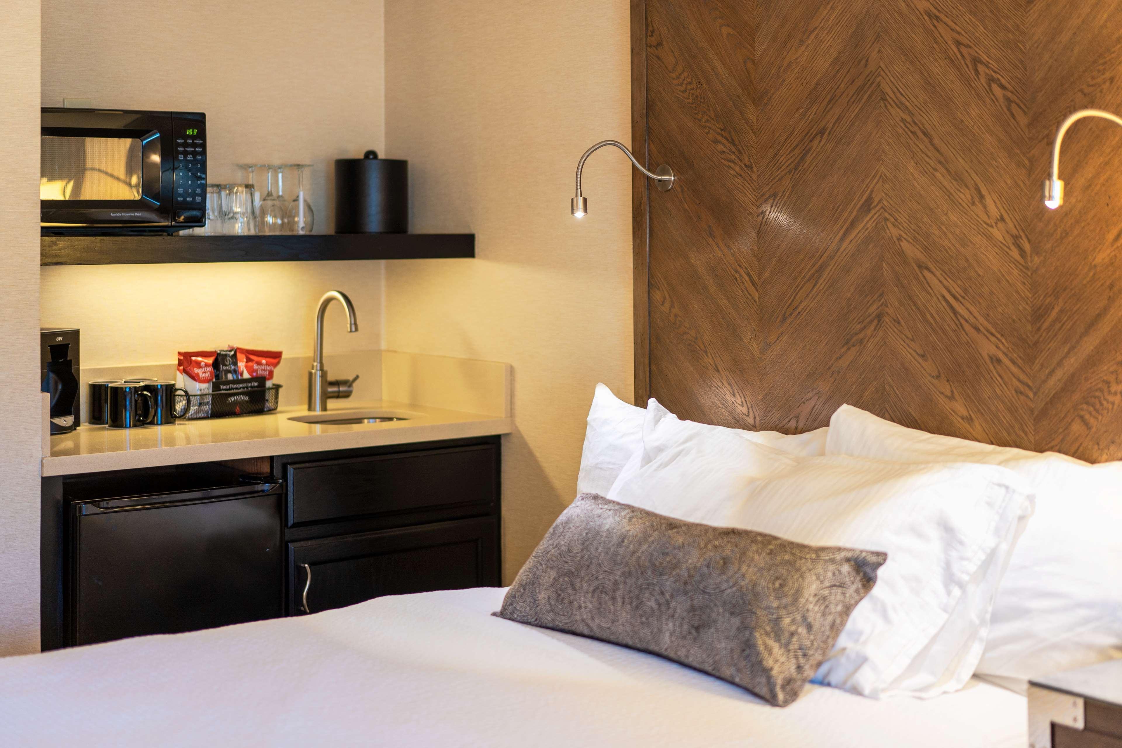 เบสต์ เวสเทิร์น พลัส สตีเวนสัน แมเนอร์ Hotel คาลิสโทกา ภายนอก รูปภาพ